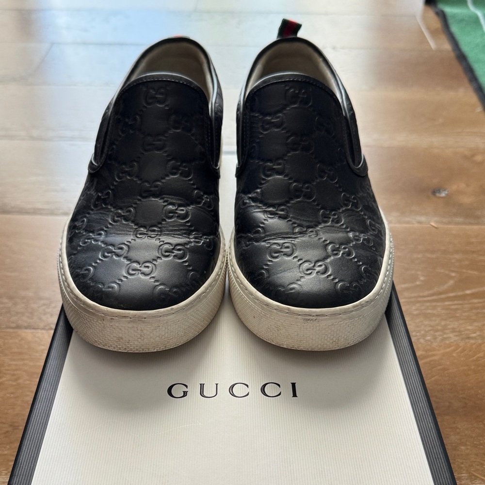 Gucci Men's Black Embossed Slip-On Loafers